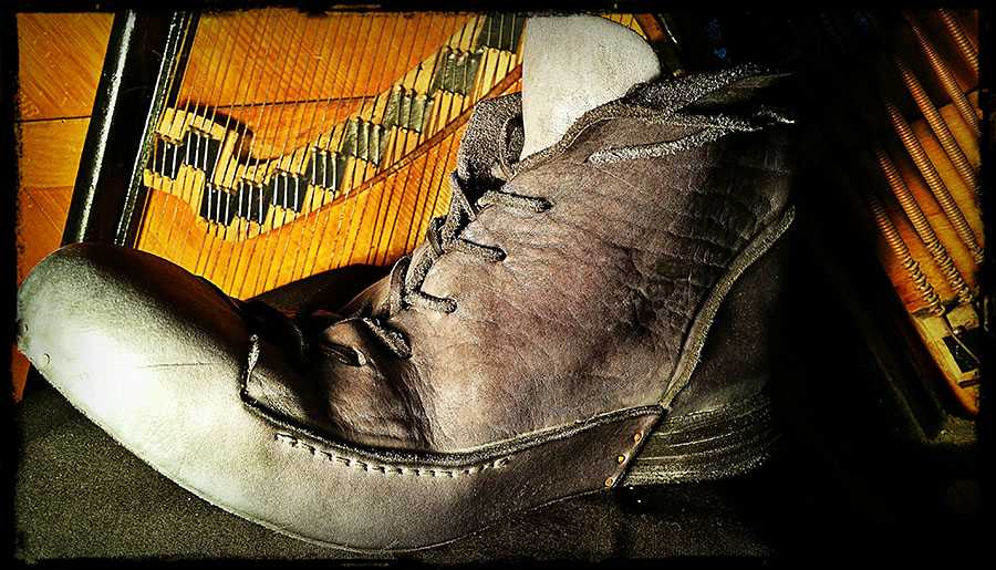 BTS - Color Charcoal